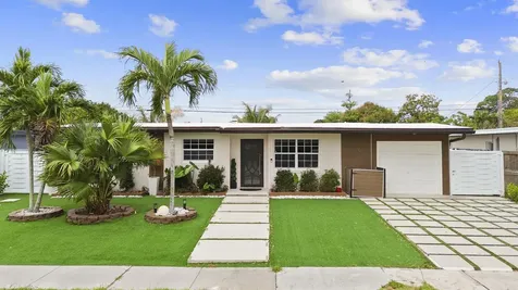 1895 Violet Avenue West Palm Beach FL 33415