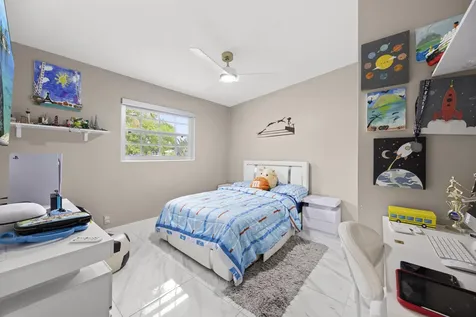 1895 Violet Avenue West Palm Beach FL 33415