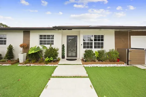 1895 Violet Avenue West Palm Beach FL 33415
