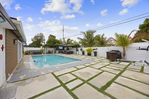 1895 Violet Avenue West Palm Beach FL 33415