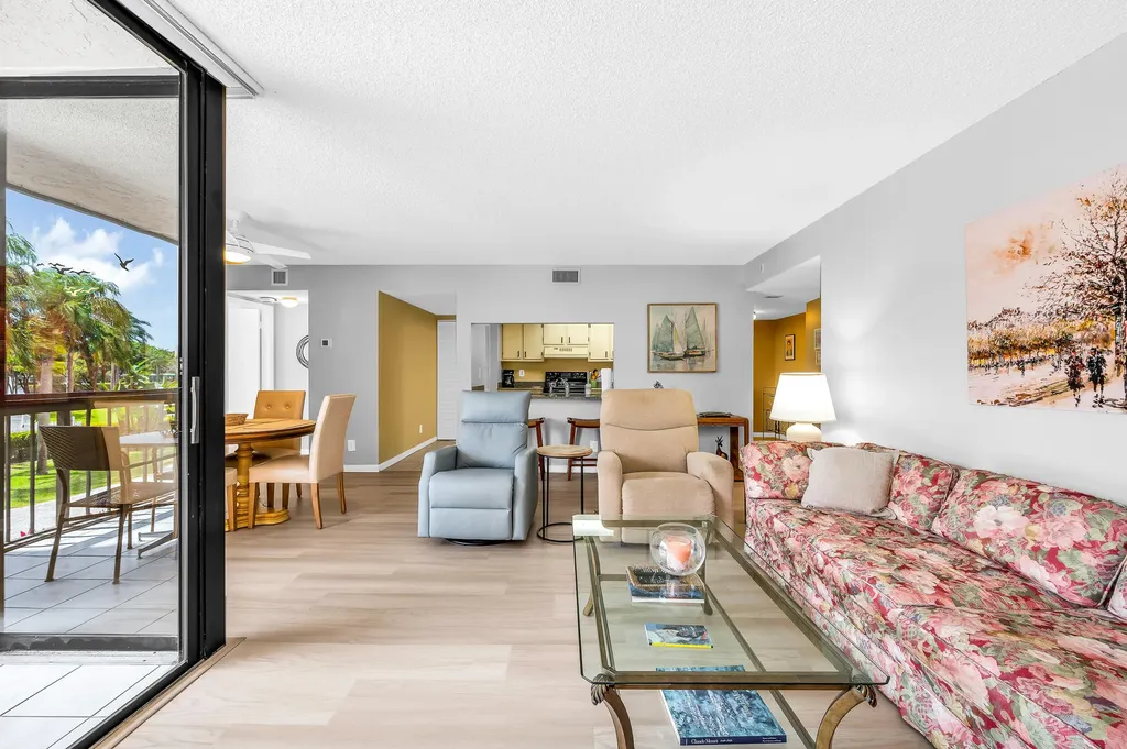 2255 Lindell Boulevard Delray Beach FL 33444