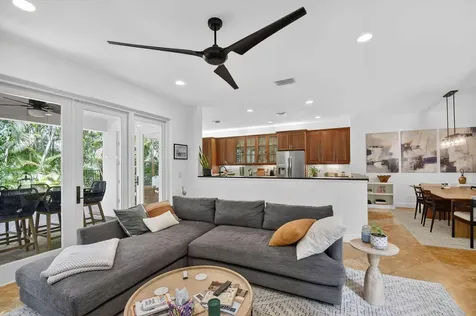 106 Las Brisas Circle Hypoluxo FL 33462