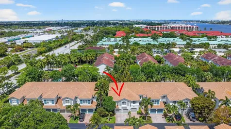 106 Las Brisas Circle Hypoluxo FL 33462
