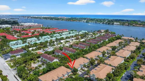 106 Las Brisas Circle Hypoluxo FL 33462