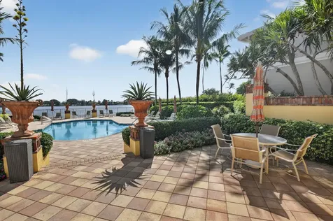 106 Las Brisas Circle Hypoluxo FL 33462