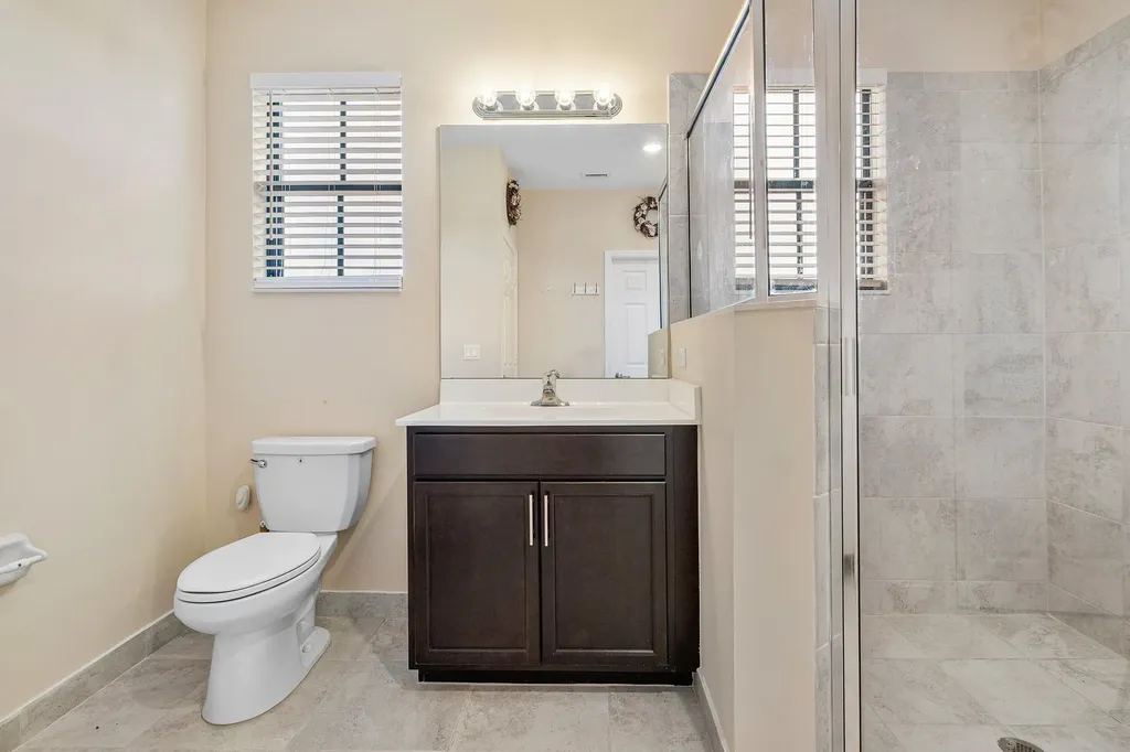 4648 Silver Saw Lake Worth FL 33463