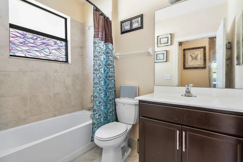 4648 Silver Saw Lake Worth FL 33463