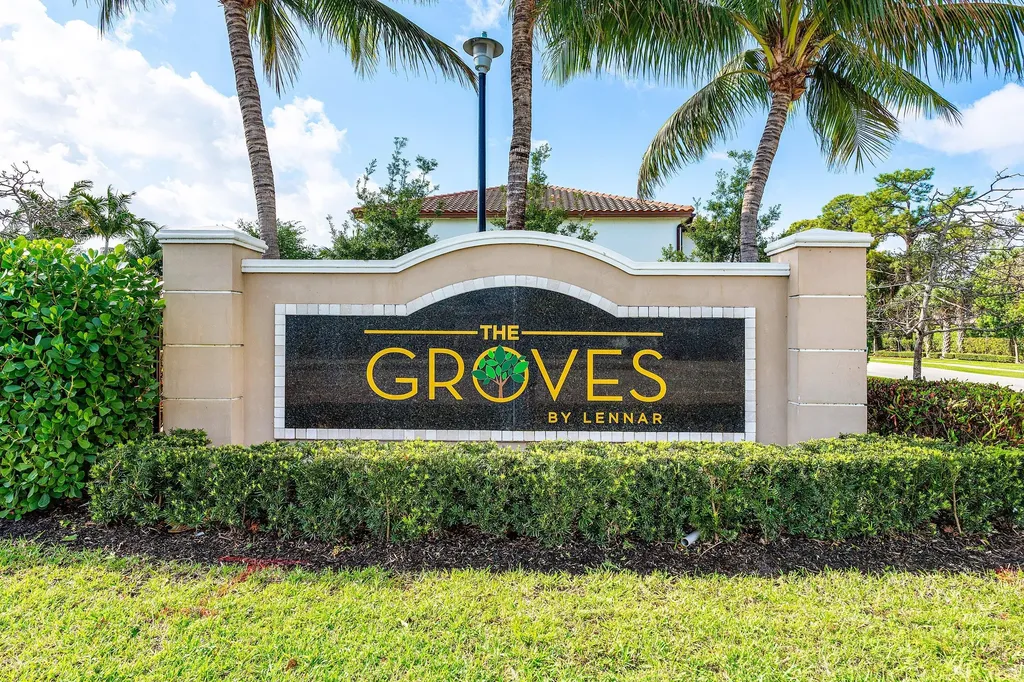 4648 Silver Saw Lake Worth FL 33463