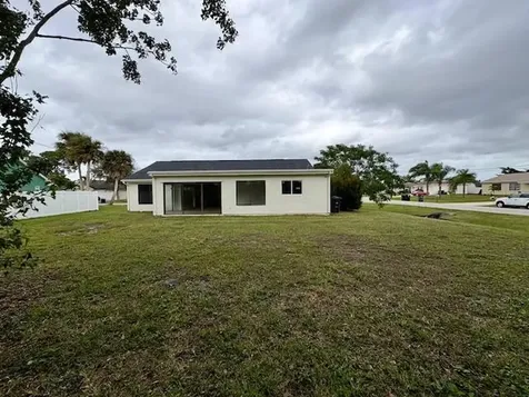 2101 SE Holland Street Port St Lucie FL 34952