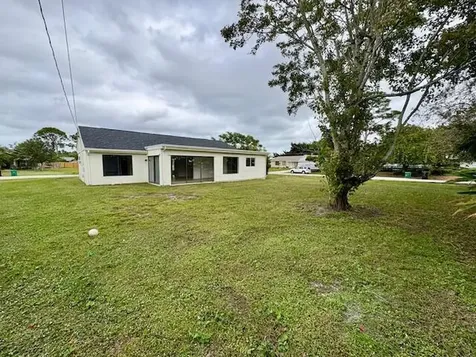 2101 SE Holland Street Port St Lucie FL 34952