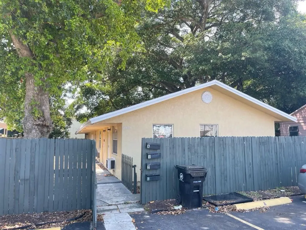 1405 NE 5th Terrace Fort Lauderdale FL 33304
