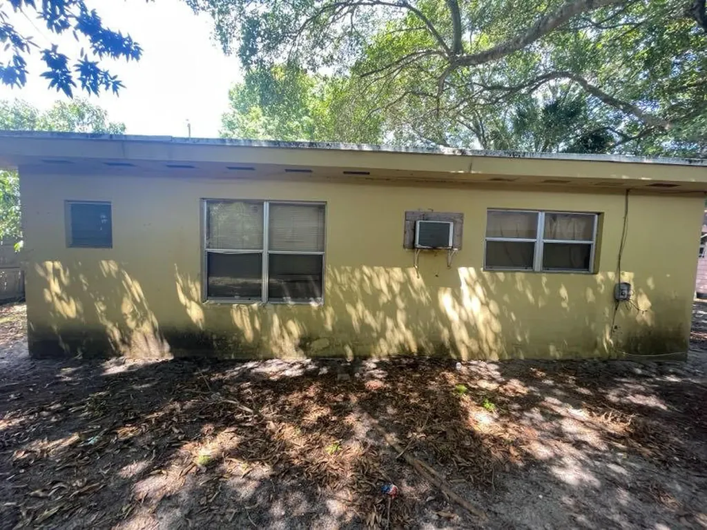 1409 NE 5th Terrace Fort Lauderdale FL 33304