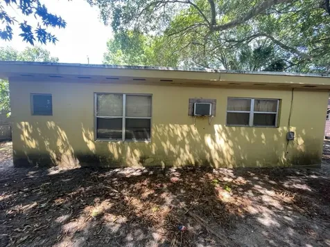 1409 NE 5th Terrace Fort Lauderdale FL 33304