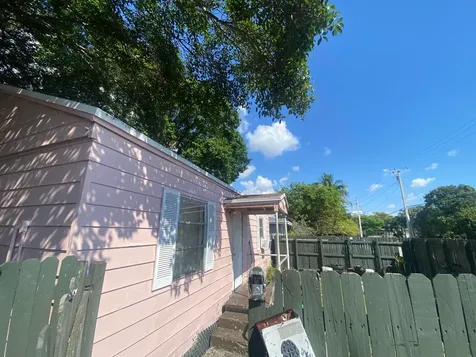 1409 NE 5th Terrace Fort Lauderdale FL 33304