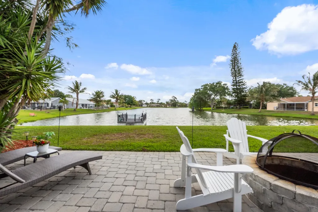 125 Parkwood Drive Royal Palm Beach FL 33411