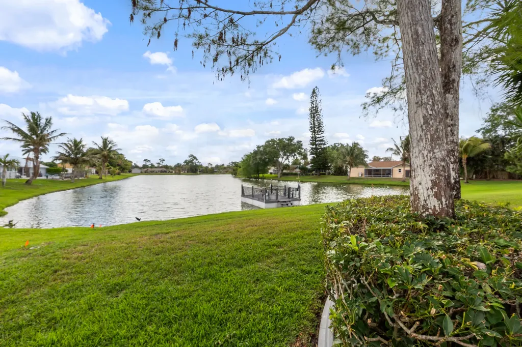 125 Parkwood Drive Royal Palm Beach FL 33411