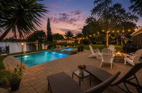 125 Parkwood Drive Royal Palm Beach FL 33411