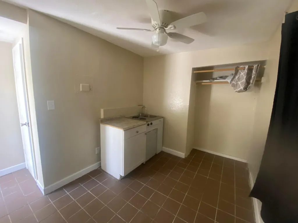 908 NE 17th Terrace Fort Lauderdale FL