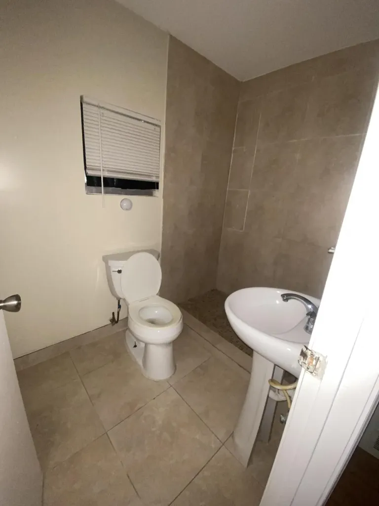908 NE 17th Terrace Fort Lauderdale FL
