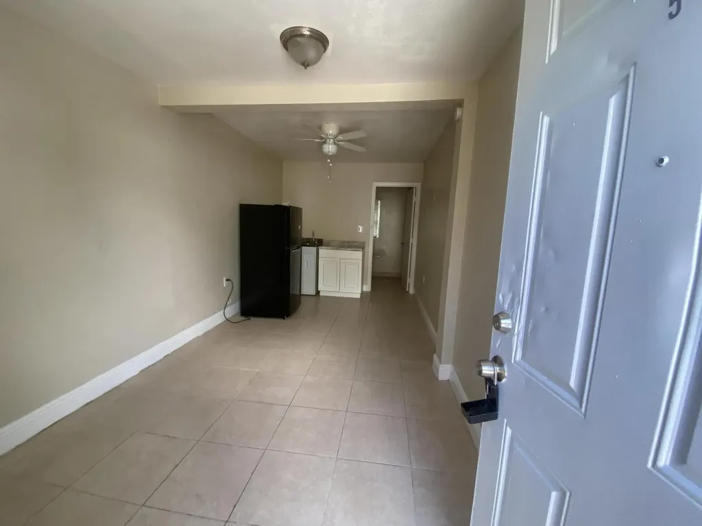 908 NE 17th Terrace Fort Lauderdale FL