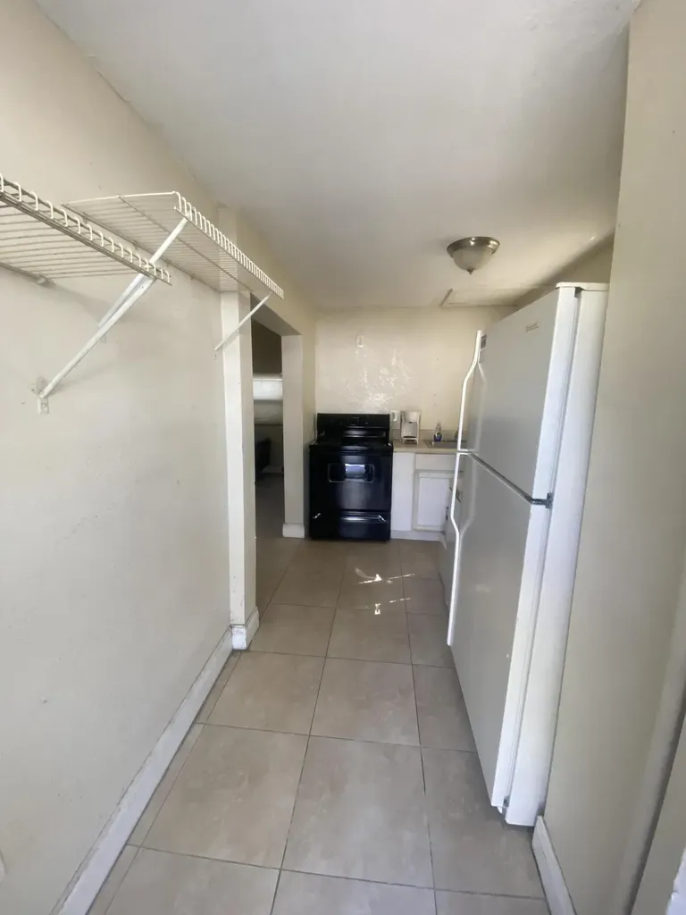 908 NE 17th Terrace Fort Lauderdale FL