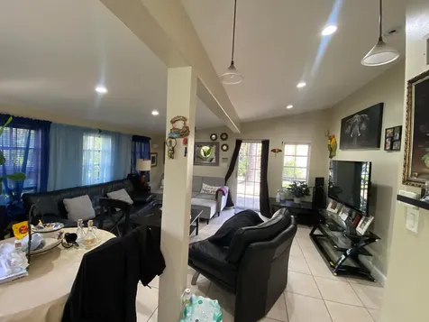 600 SW 9th Street Fort Lauderdale FL