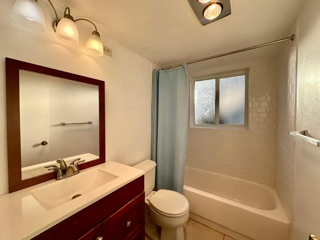 378 Durham L Circle Deerfield Beach FL 33442