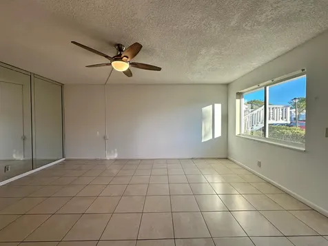 378 Durham L Circle Deerfield Beach FL 33442