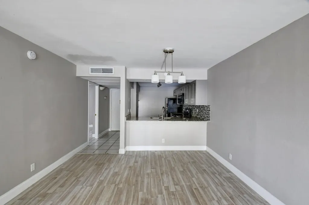 14 Royal Palm Way Boca Raton FL 33432
