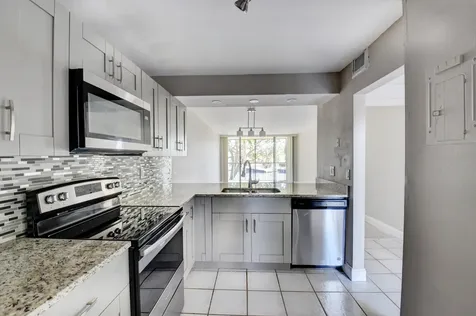 14 Royal Palm Way Boca Raton FL 33432