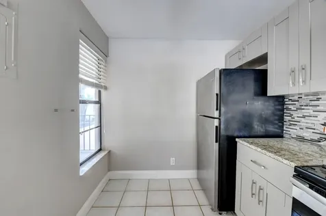 14 Royal Palm Way Boca Raton FL 33432