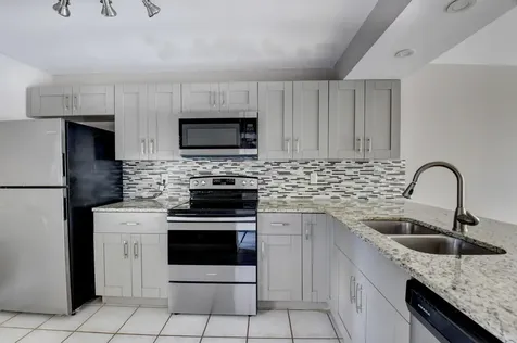 14 Royal Palm Way Boca Raton FL 33432