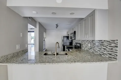 14 Royal Palm Way Boca Raton FL 33432