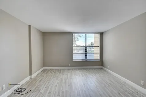 14 Royal Palm Way Boca Raton FL 33432