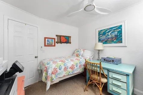 613 N 5th Street Lantana FL 33462