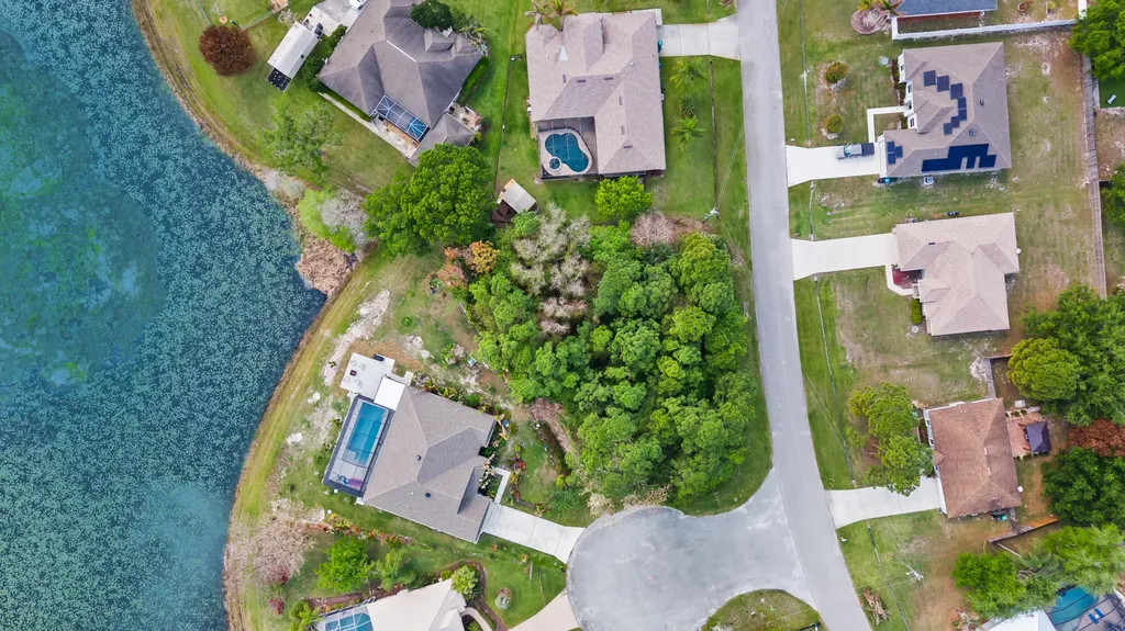 5902 NW Tyrol Court Port St Lucie FL 34983