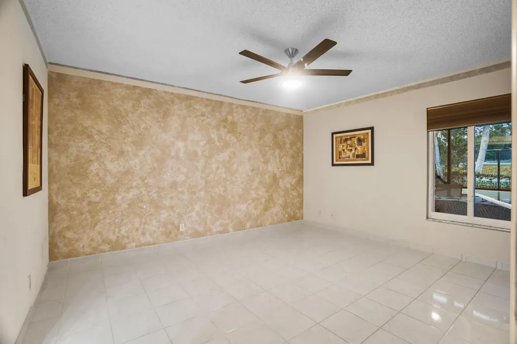 18841 Haywood Terrace Boca Raton FL 33496