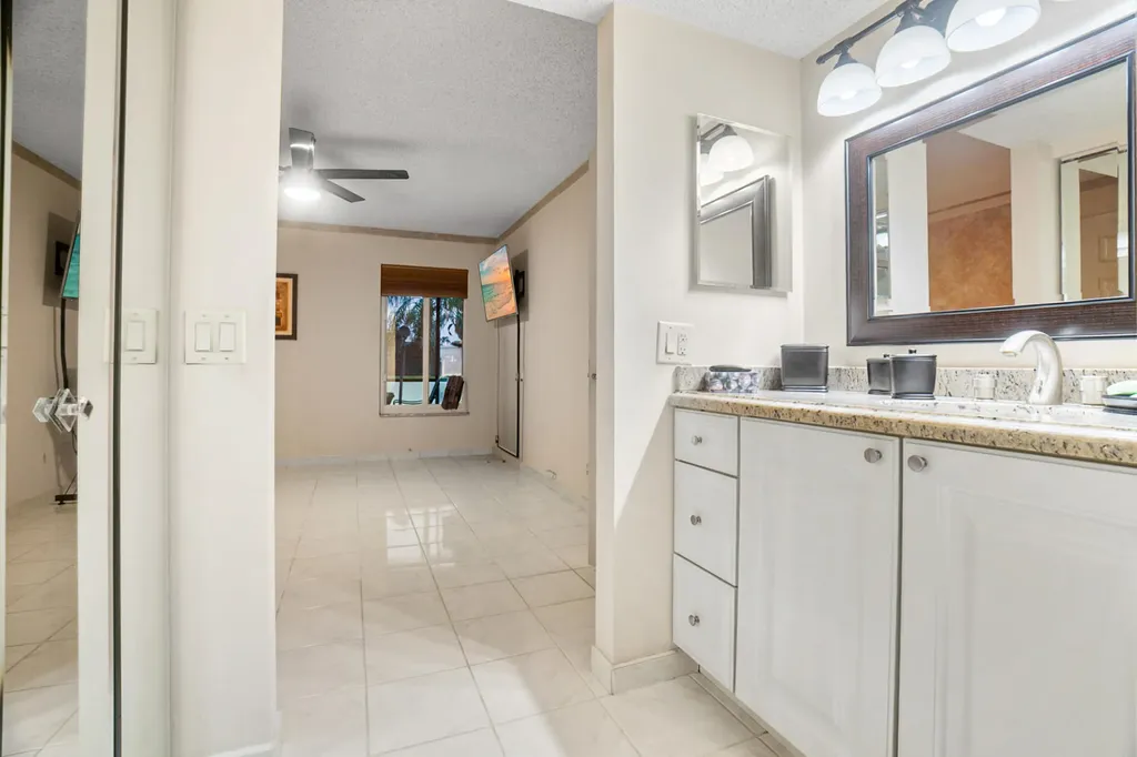 18841 Haywood Terrace Boca Raton FL 33496