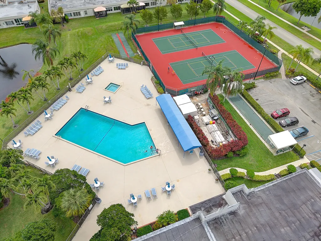 18841 Haywood Terrace Boca Raton FL 33496