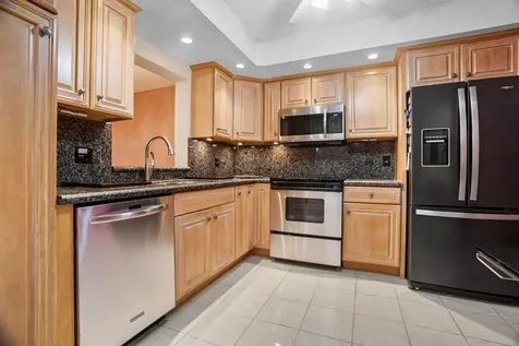 18841 Haywood Terrace Boca Raton FL 33496