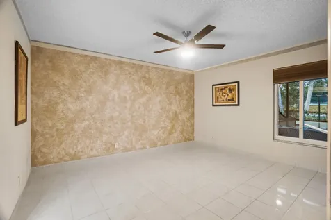 18841 Haywood Terrace Boca Raton FL 33496