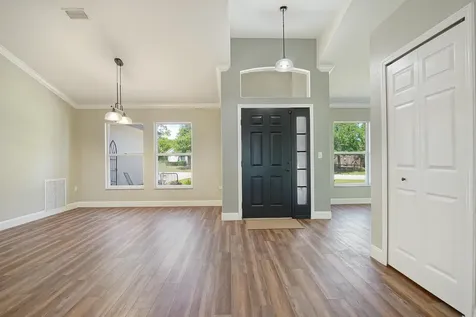 5766 NW Jigsaw Lane Port St Lucie FL 34986