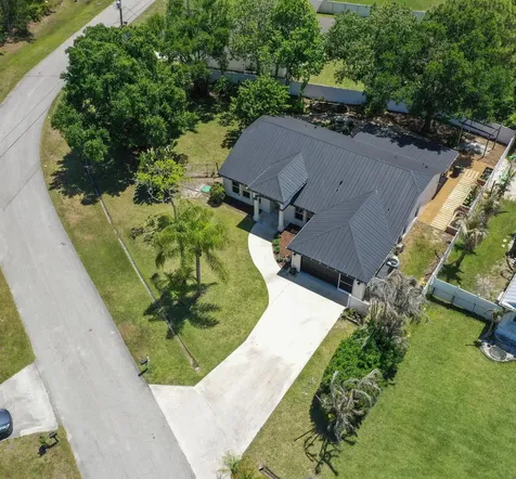 5766 NW Jigsaw Lane Port St Lucie FL 34986
