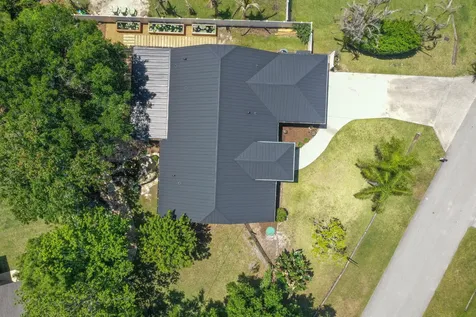 5766 NW Jigsaw Lane Port St Lucie FL 34986