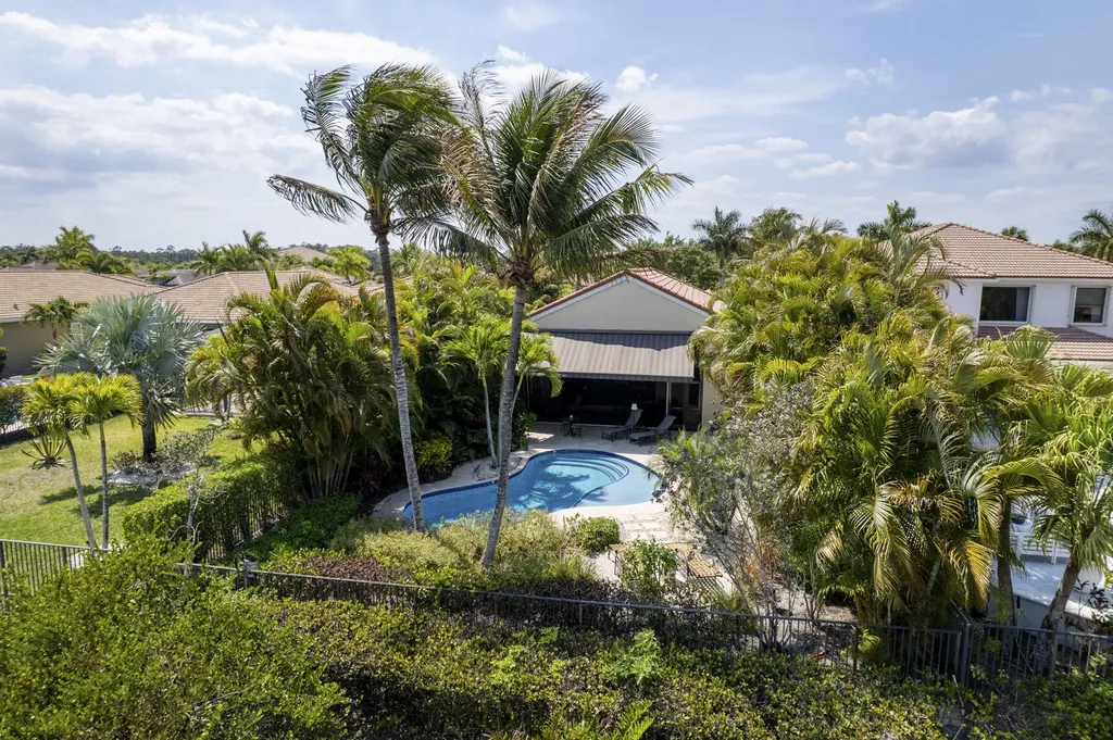 6700 Fox Hollow Drive West Palm Beach FL 33412