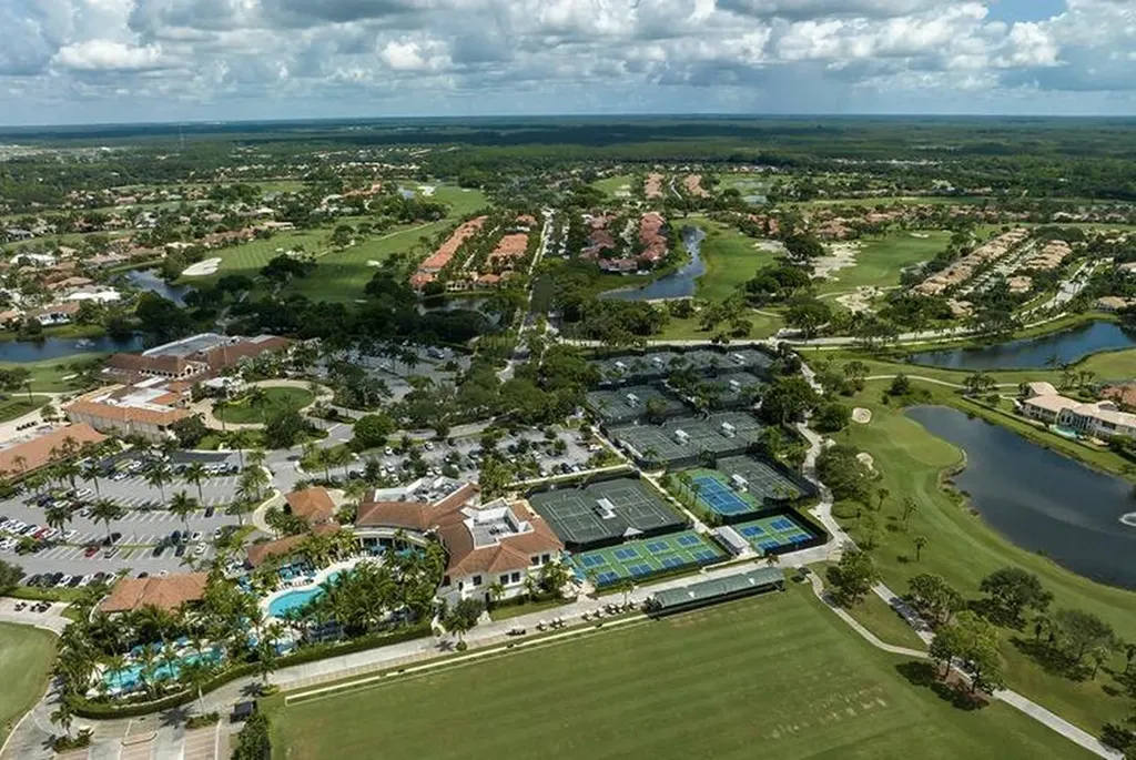 6700 Fox Hollow Drive West Palm Beach FL 33412