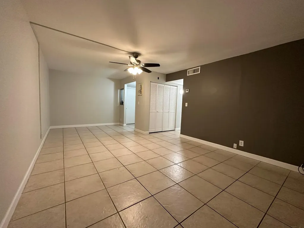 555 SE 8th Street Deerfield Beach FL 33441