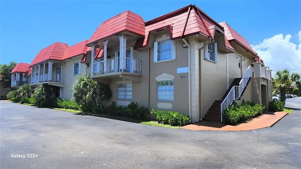 555 SE 8th Street Deerfield Beach FL 33441