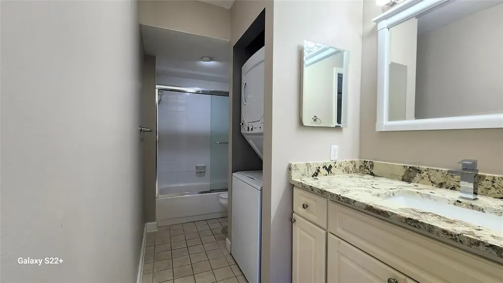 555 SE 8th Street Deerfield Beach FL 33441