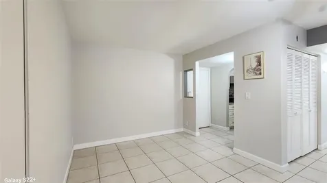 555 SE 8th Street Deerfield Beach FL 33441